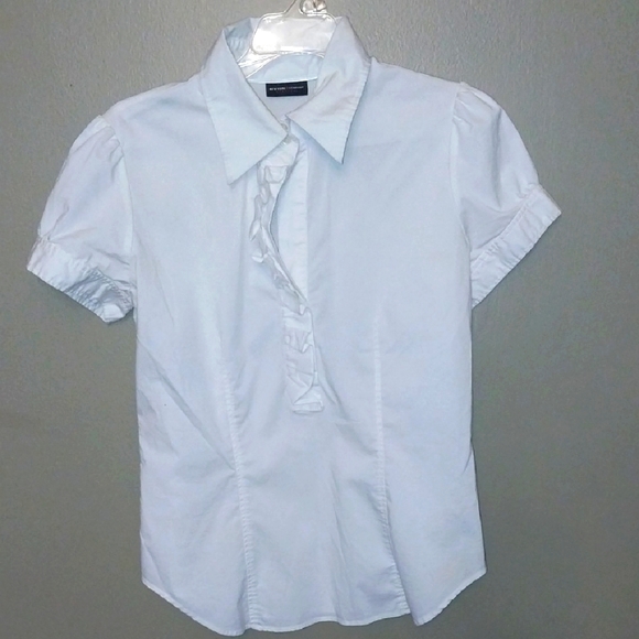 Tops - White Short Sleeve Shirt-front Ruffle
